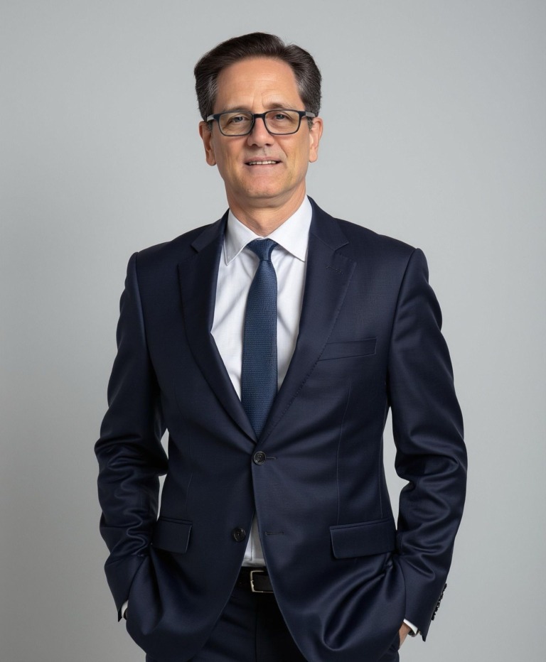 Tom McLaughlin, Director community expert off-plan specialist shine life real estate