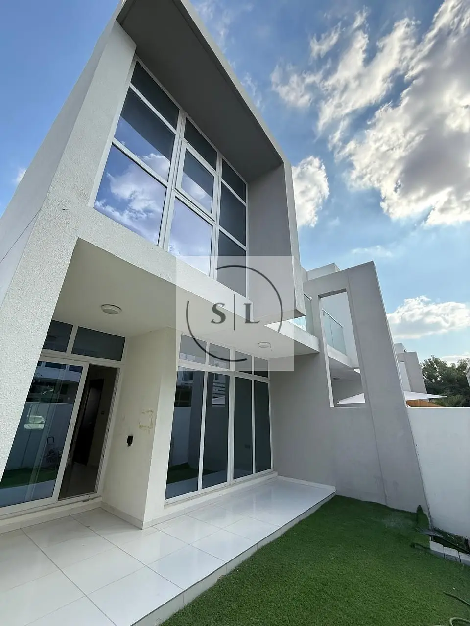 Vardon, DAMAC Hills 2 (Akoya by DAMAC), Dubai UAE Shine Life Real Estate Shine Life Real Estate Broker